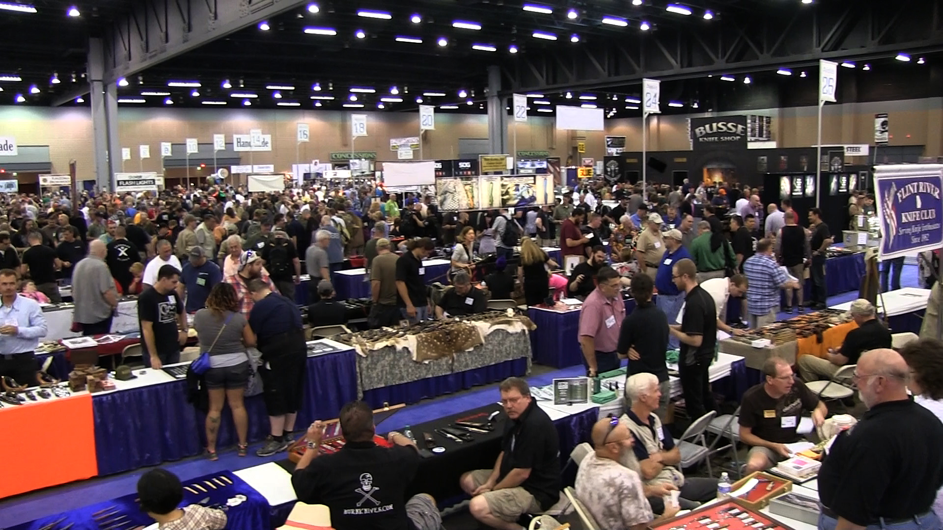Find Your Deer Hunting Edge at the BLADE Show