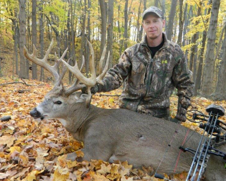 Chris Evenhouse with a great bow buck from Michigan.