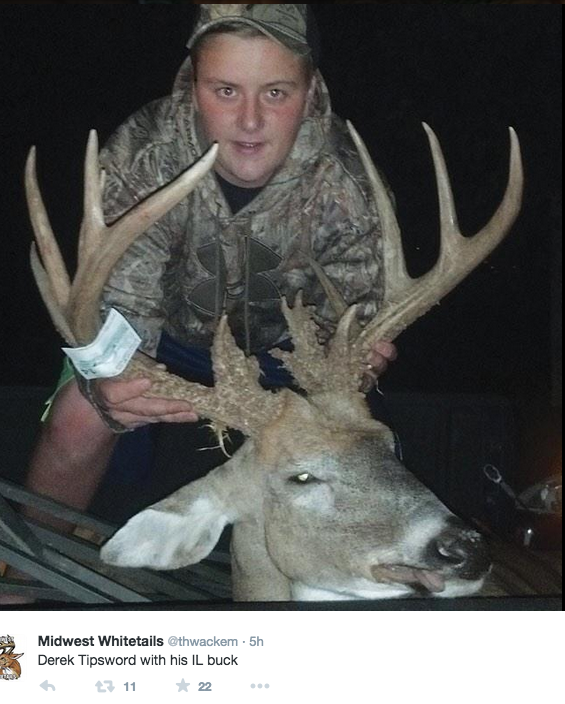 Derek Tipsword with an awesome Illinois buck!