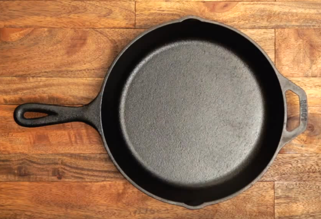 https://s22301.pcdn.co/wp-content/uploads/VENISON-Cast-iron-skillet.png