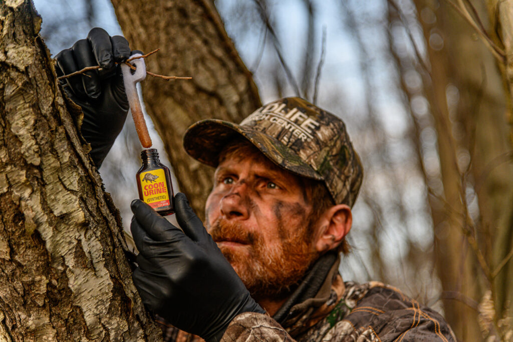 coon urine 3 Cover Scents to Help Reduce Human Odor | Deer & Deer Hunting