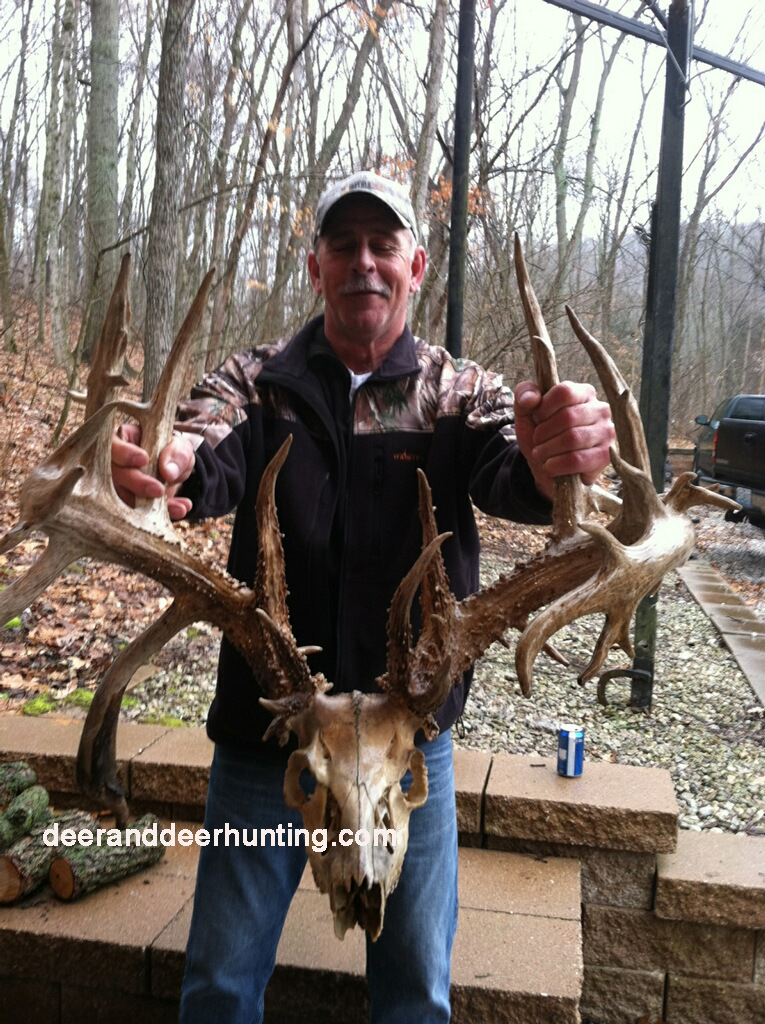 New World Record Nontypical Buck from Missouri?